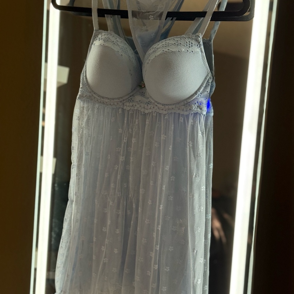 Elegant White Lace Chemise